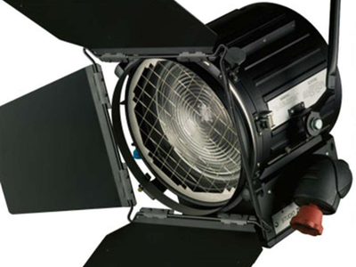 DTS - 2 KW. FRESNEL